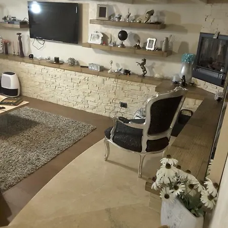 Holiday home Daniela House 2 *